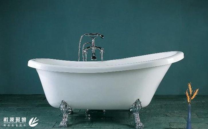 装修小常识之浴缸如何安装，从此您家的卫生间与众不同!1